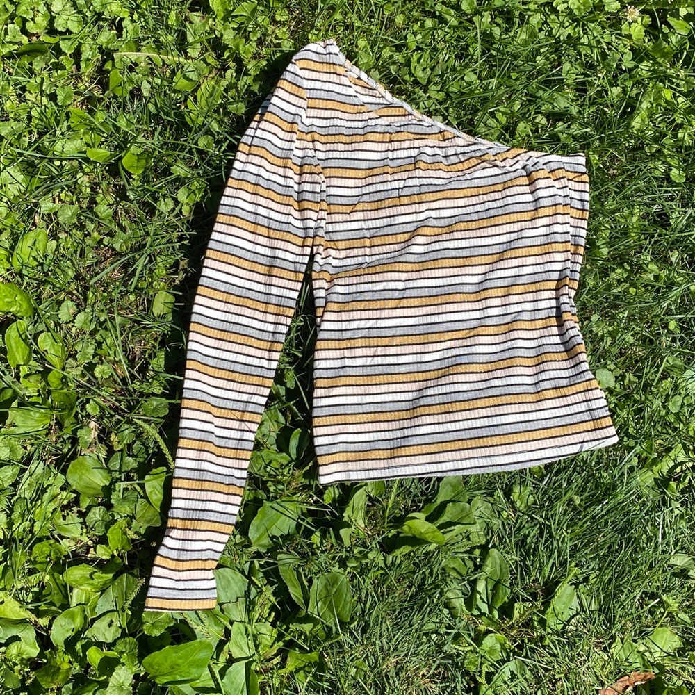 one sleeve shirt
